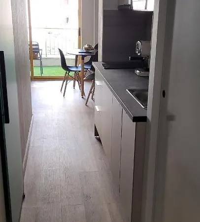 Inter2: New Self-check-in With Garage Apartment