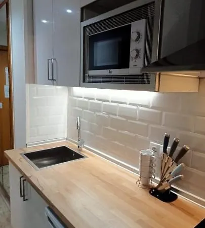 A Estrenar Preciosos Inter2, New Ln 12 Months Open! Self Check In! Reserva Garaje! 아파트 4*