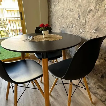 A Estrenar Preciosos Inter2, New Ln 12 Months Open! Self Check In! Reserva Garaje!